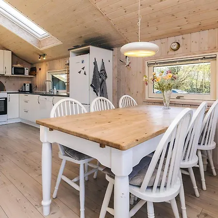 4 Star In Feriehus Løkken